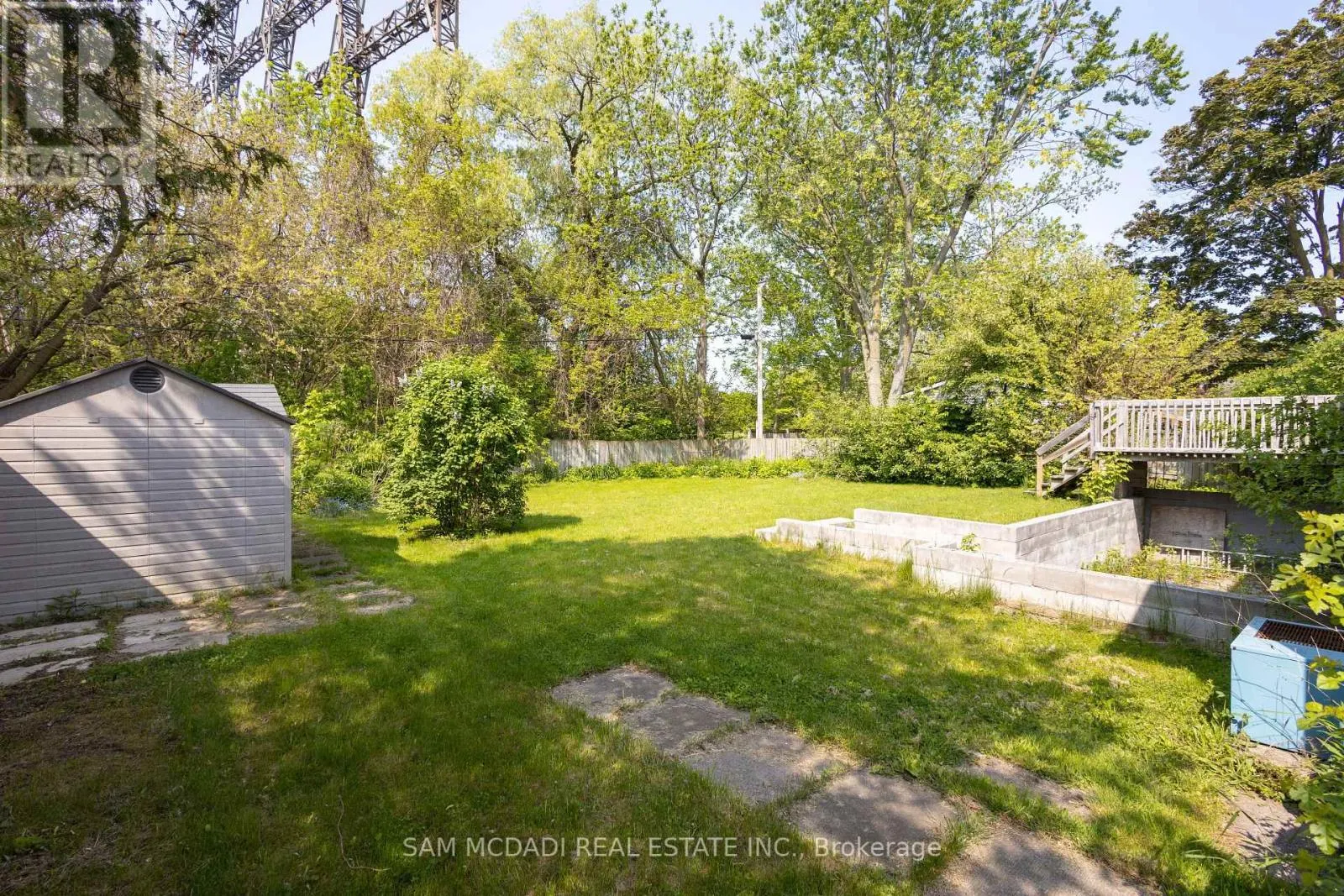 1228 HAIG BOULEVARD