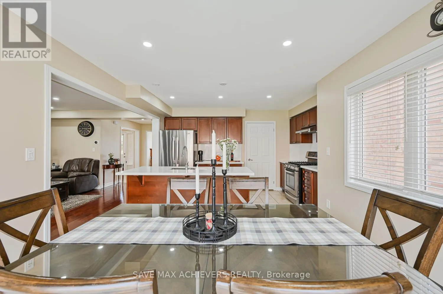 37 BLOOM DRIVE