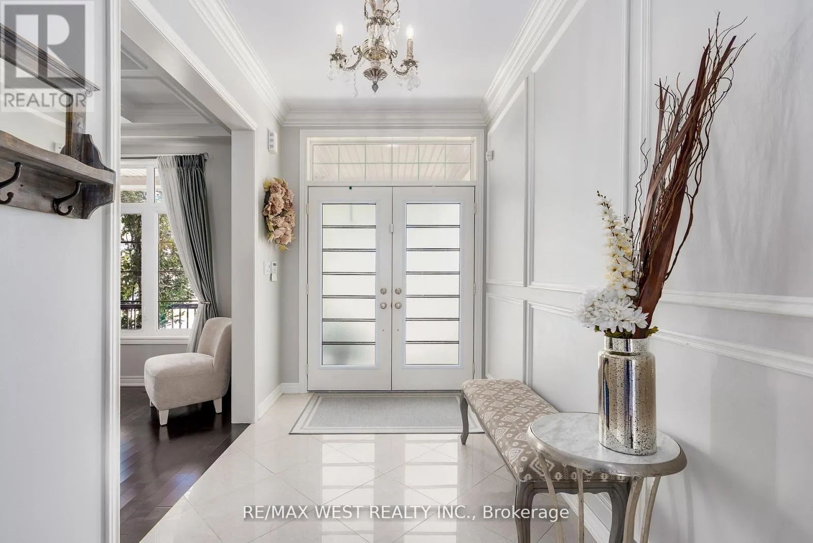 418 HIDDEN TRAIL CIRCLE