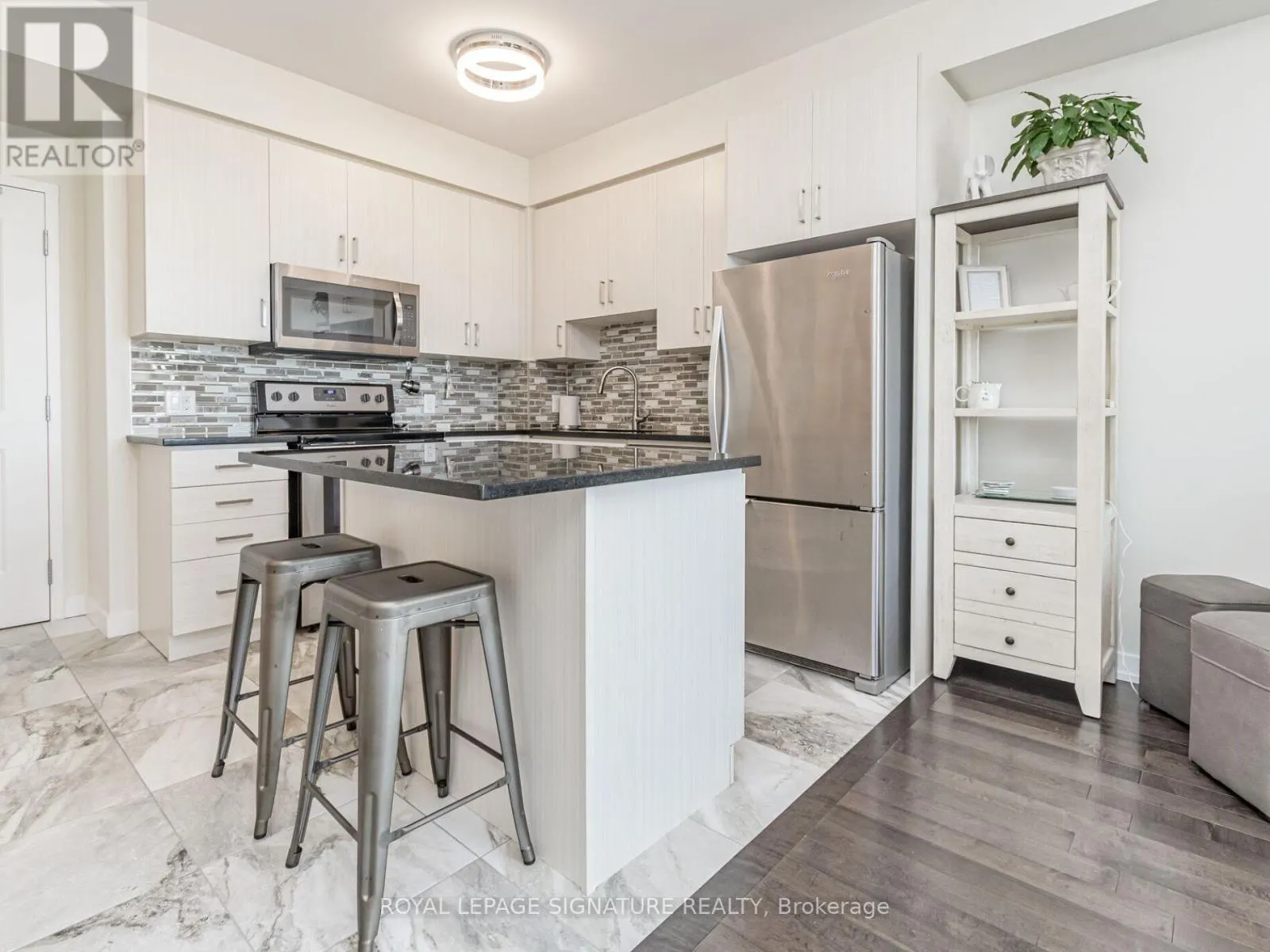 510 - 2486 OLD BRONTE ROAD