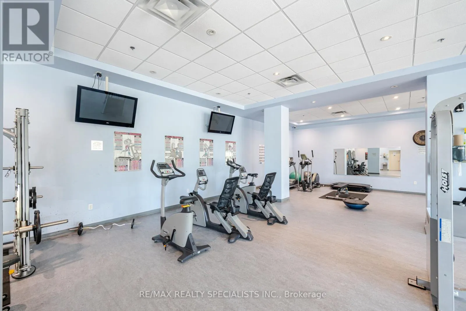 1103 - 215 QUEEN STREET E