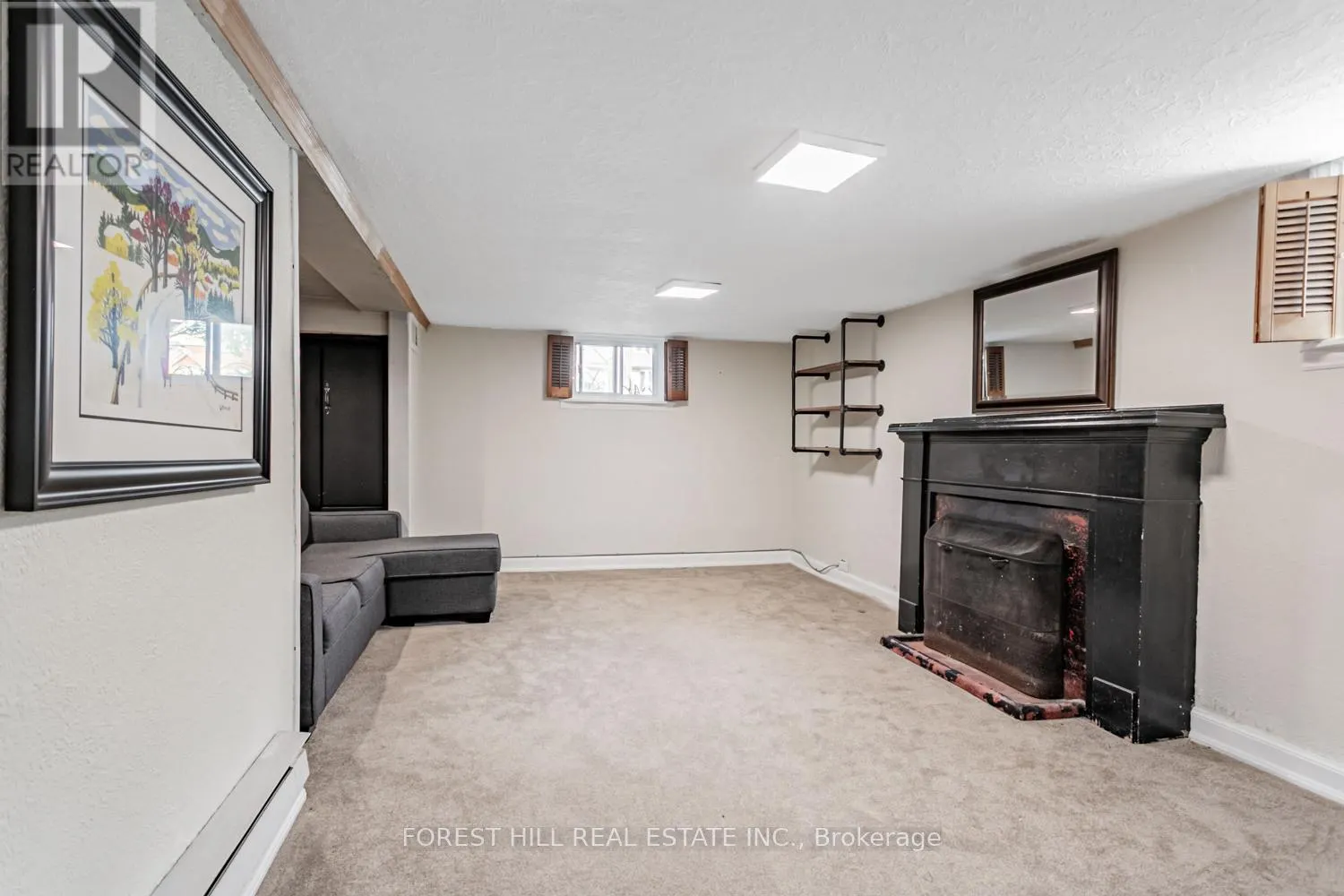 182 PARK LAWN ROAD