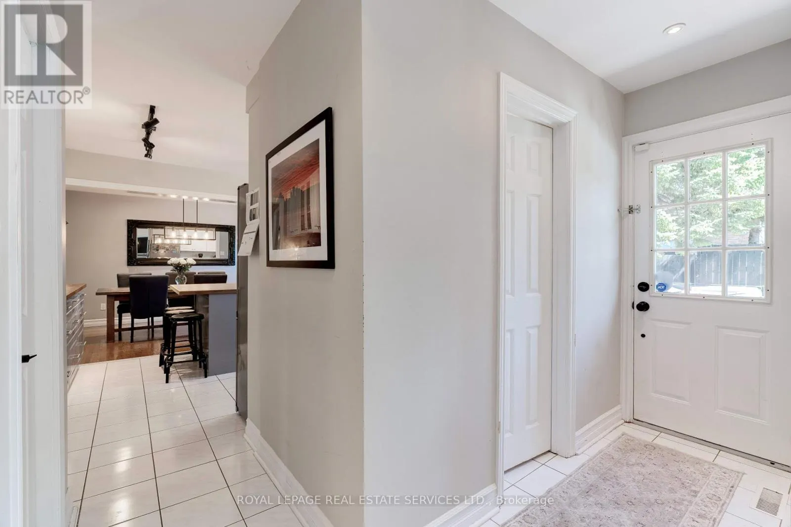 297 SUNSET DRIVE