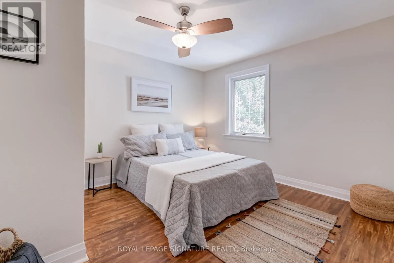 33 ASH CRESCENT