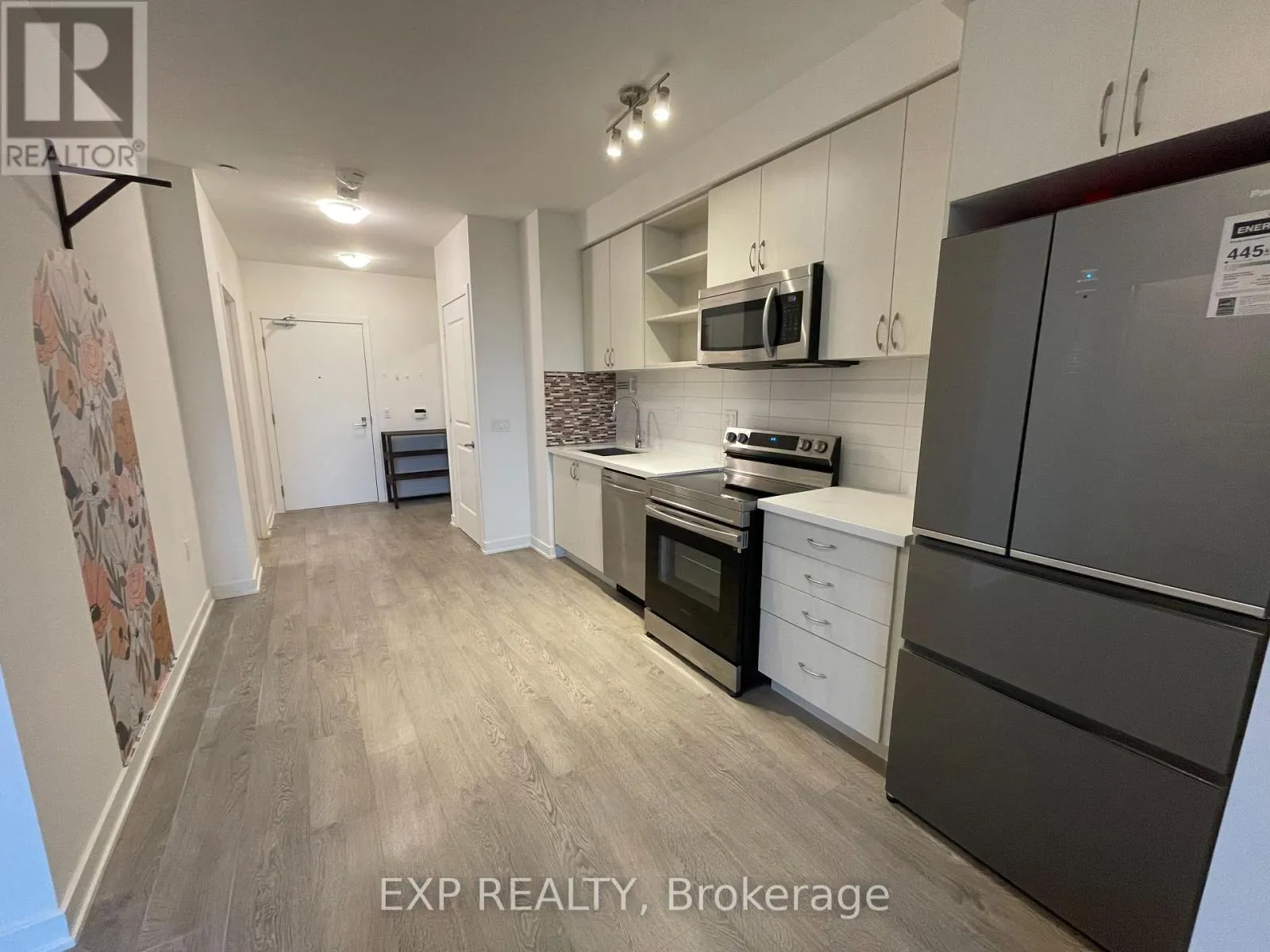 105 - 4677 GLEN ERIN DRIVE