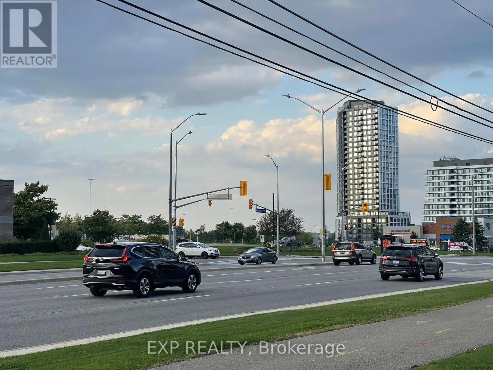 105 - 4677 GLEN ERIN DRIVE
