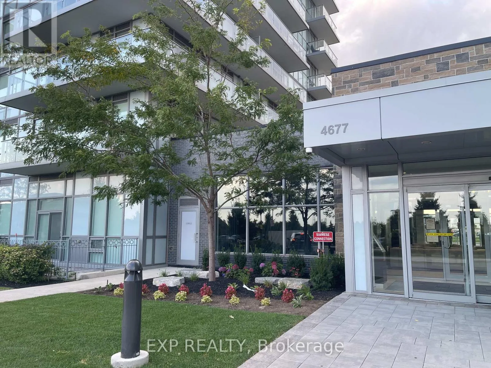 105 - 4677 GLEN ERIN DRIVE