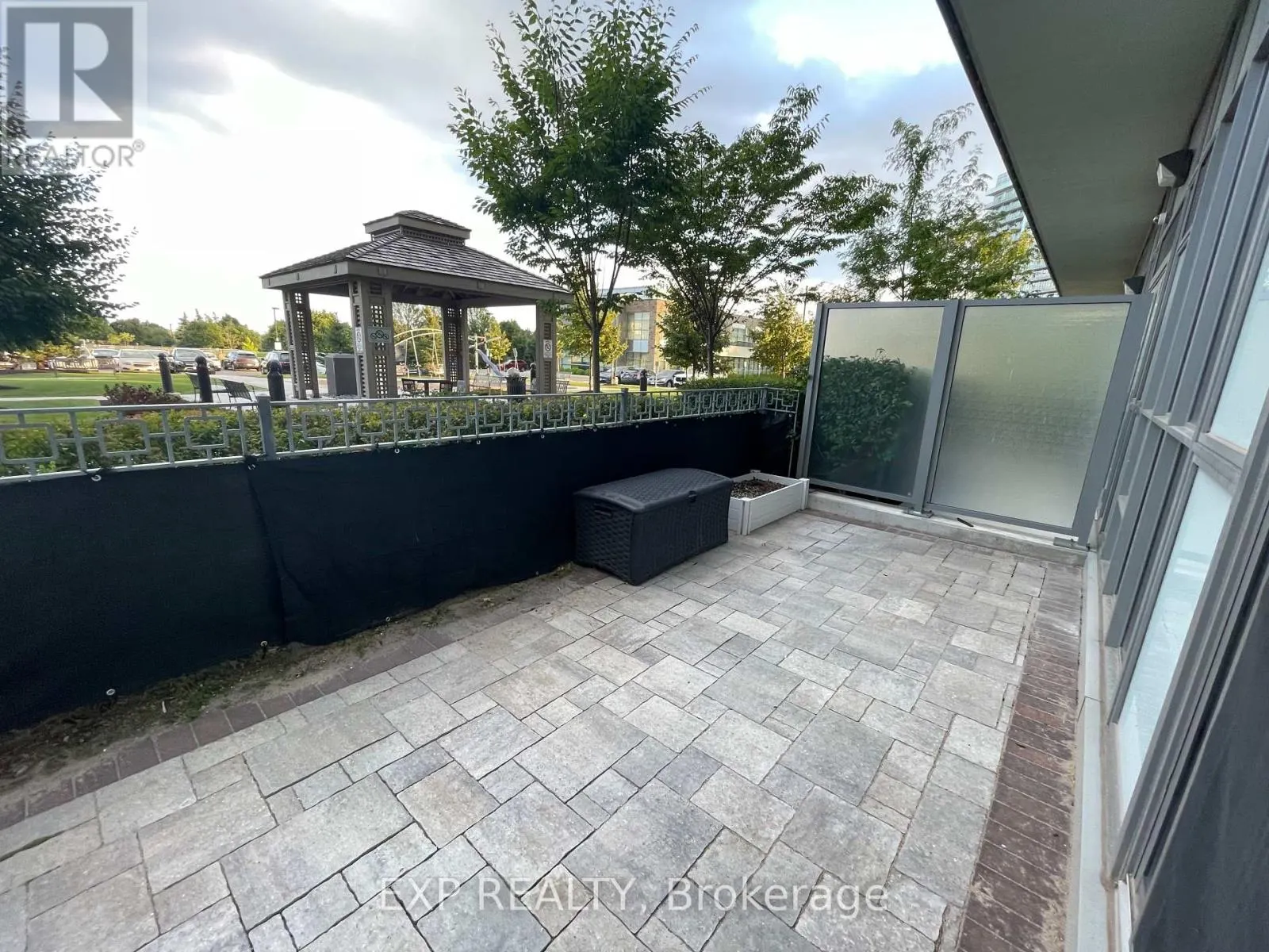 105 - 4677 GLEN ERIN DRIVE