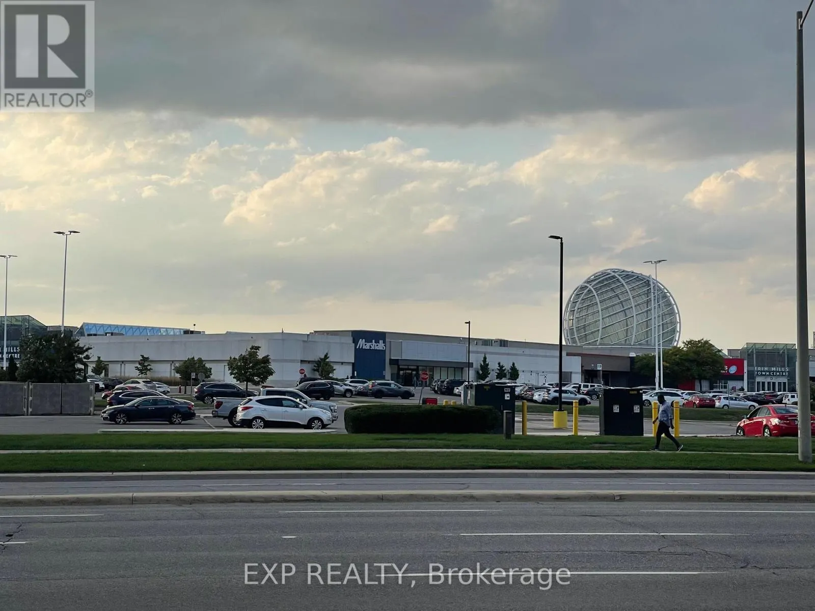 105 - 4677 GLEN ERIN DRIVE