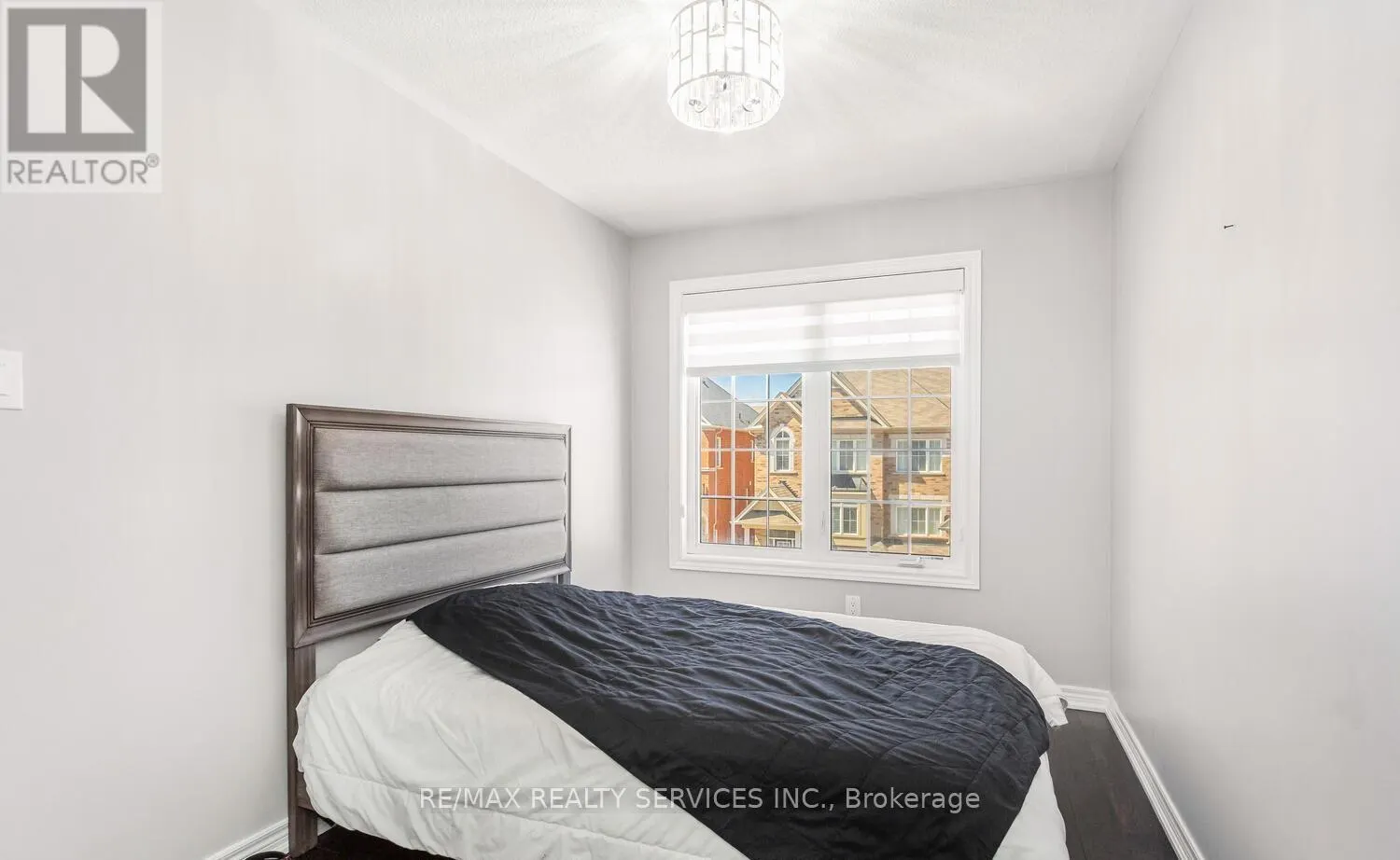 14 ROCKMAN CRESCENT