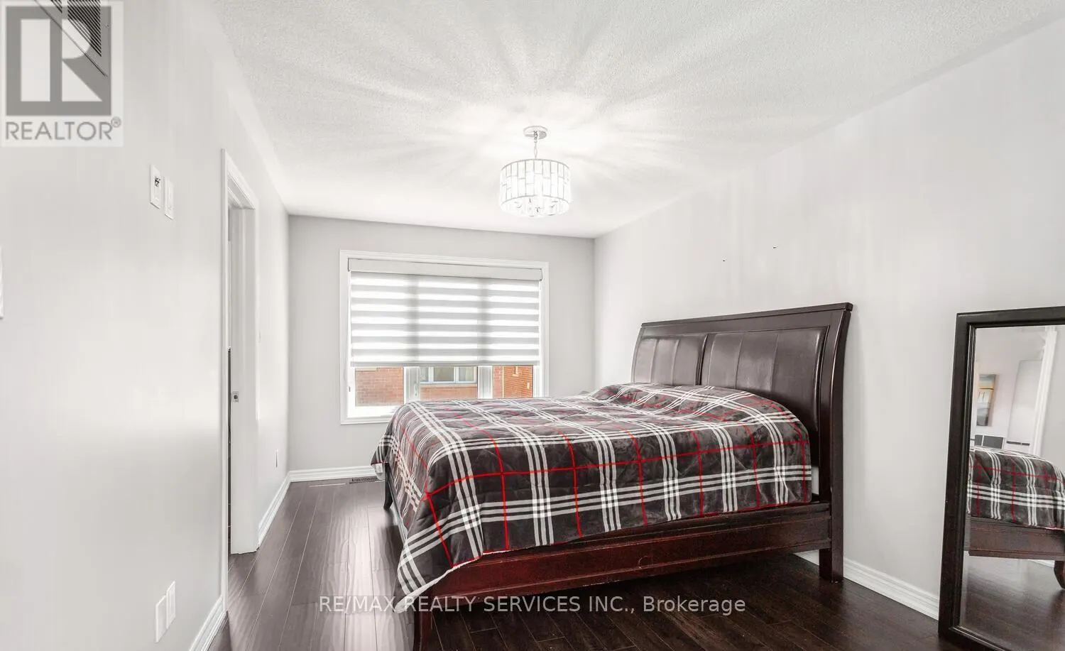 14 ROCKMAN CRESCENT
