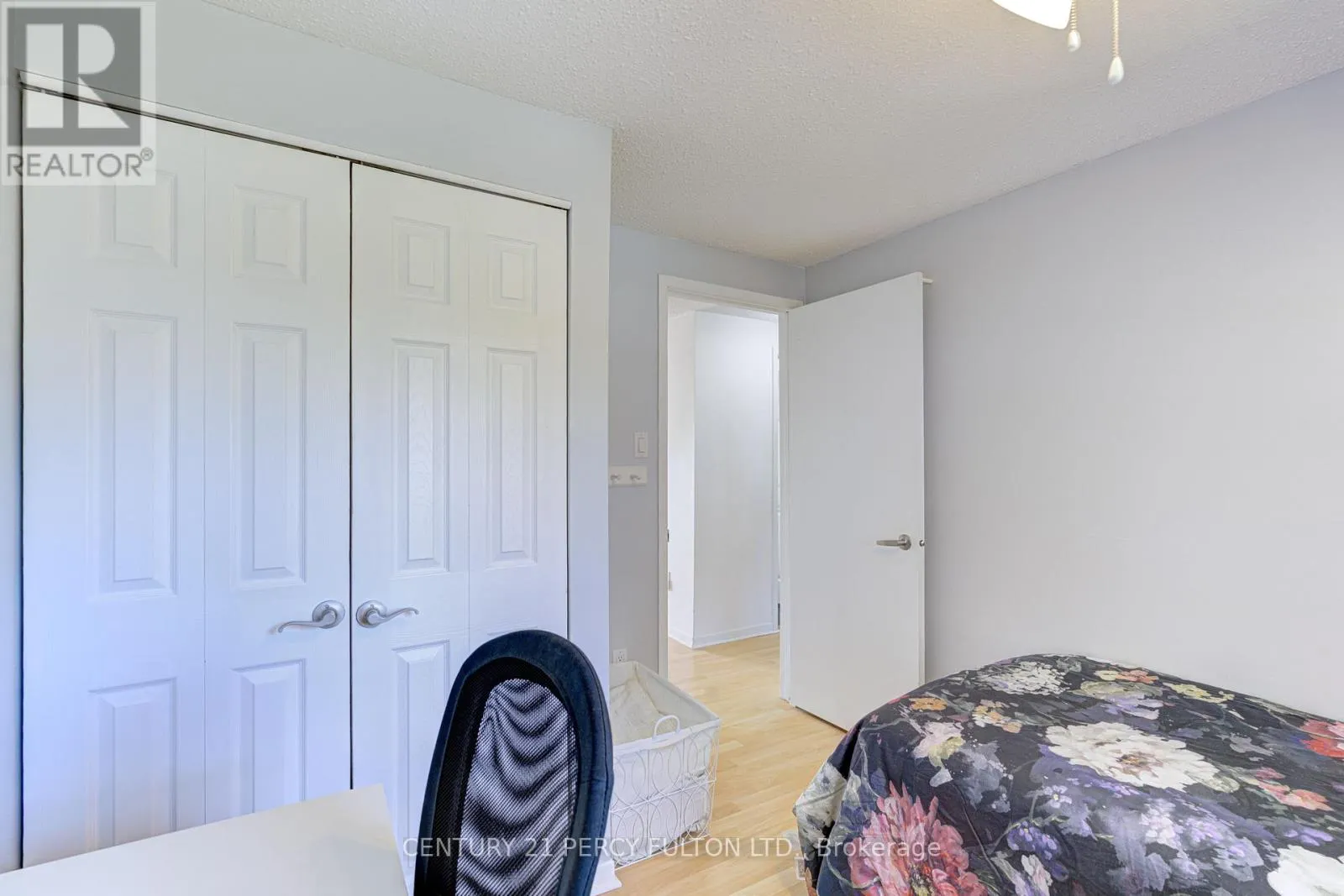 212 ROYAL SALISBURY WAY
