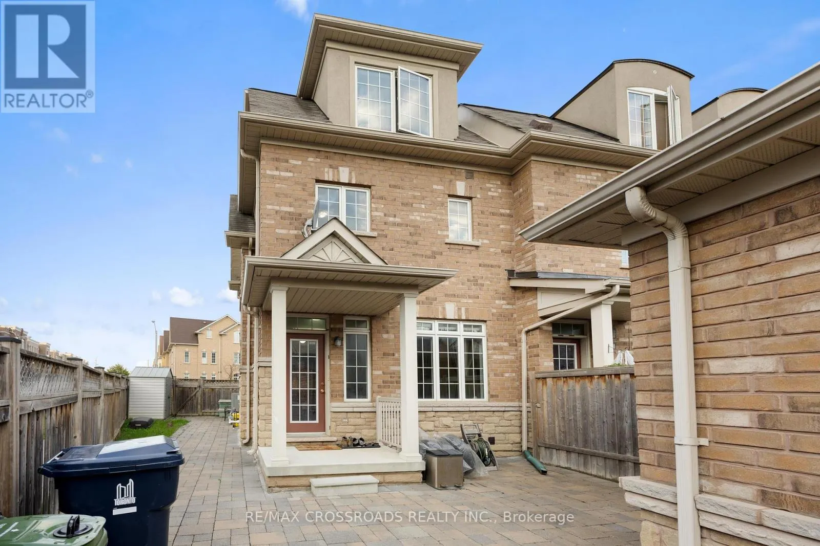118 MARY CHAPMAN BOULEVARD