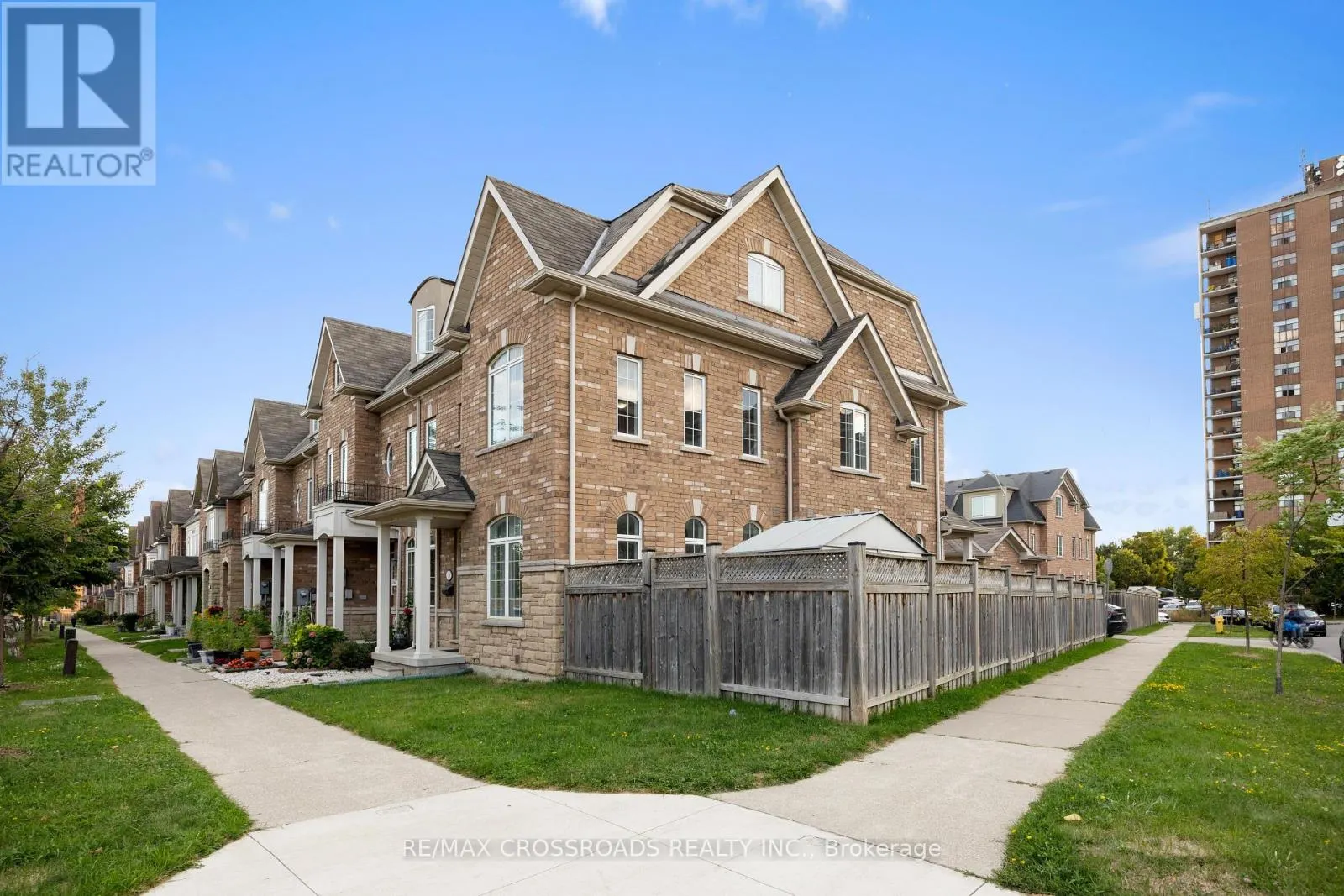 118 MARY CHAPMAN BOULEVARD