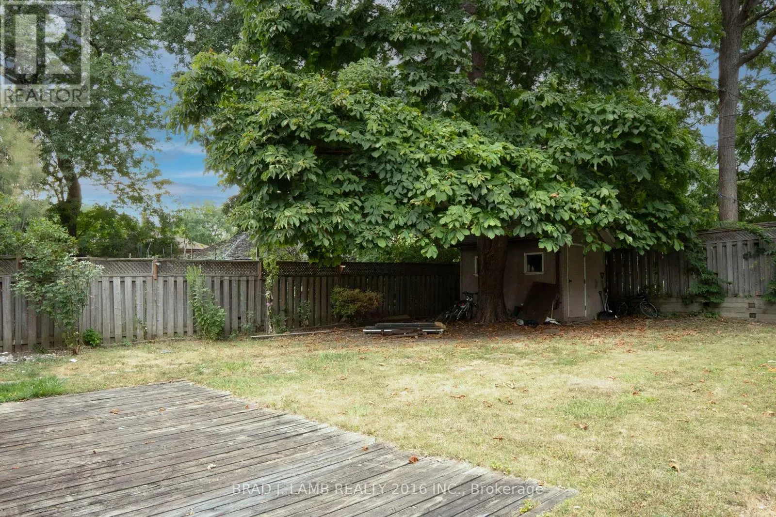 42 LYNNFORD DRIVE