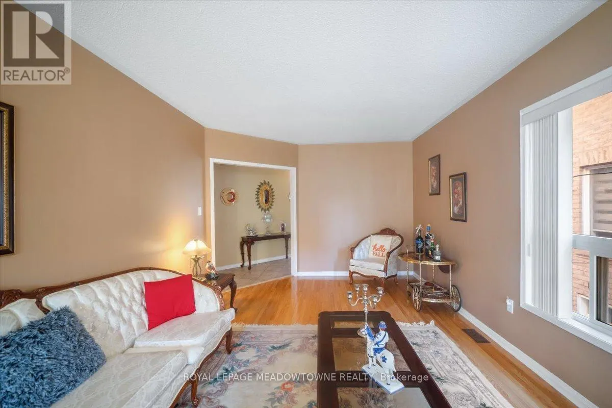 13 ALBRIGHT ROAD