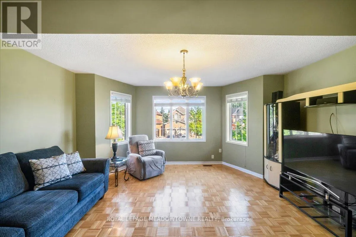 13 ALBRIGHT ROAD
