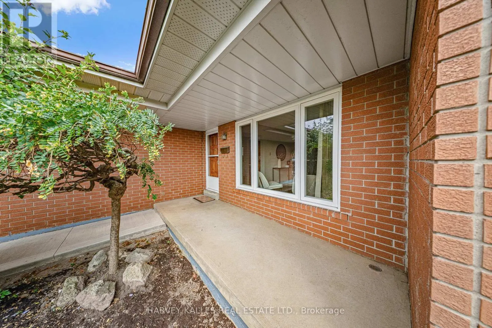 7383 SIGSBEE DRIVE