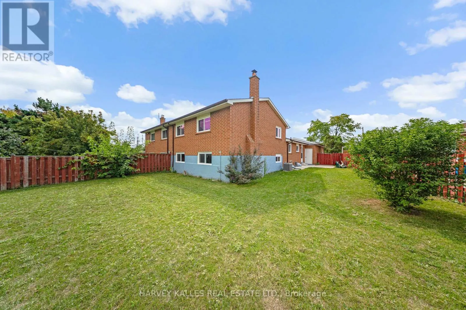 7383 SIGSBEE DRIVE