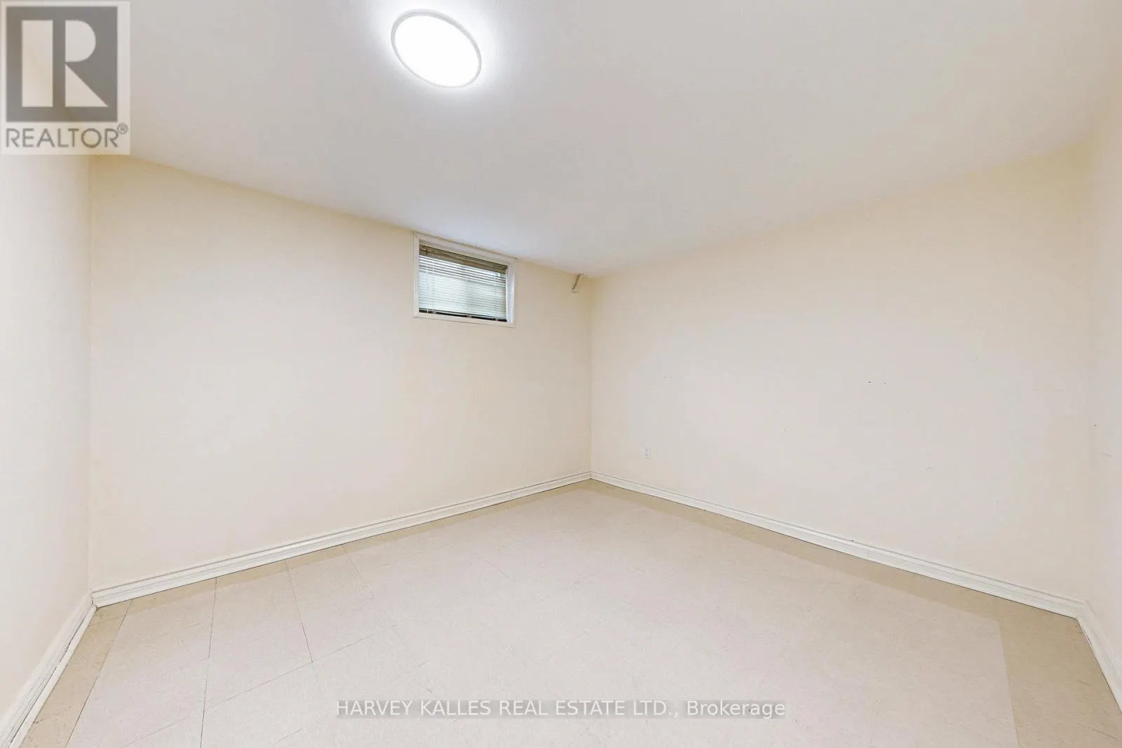7383 SIGSBEE DRIVE