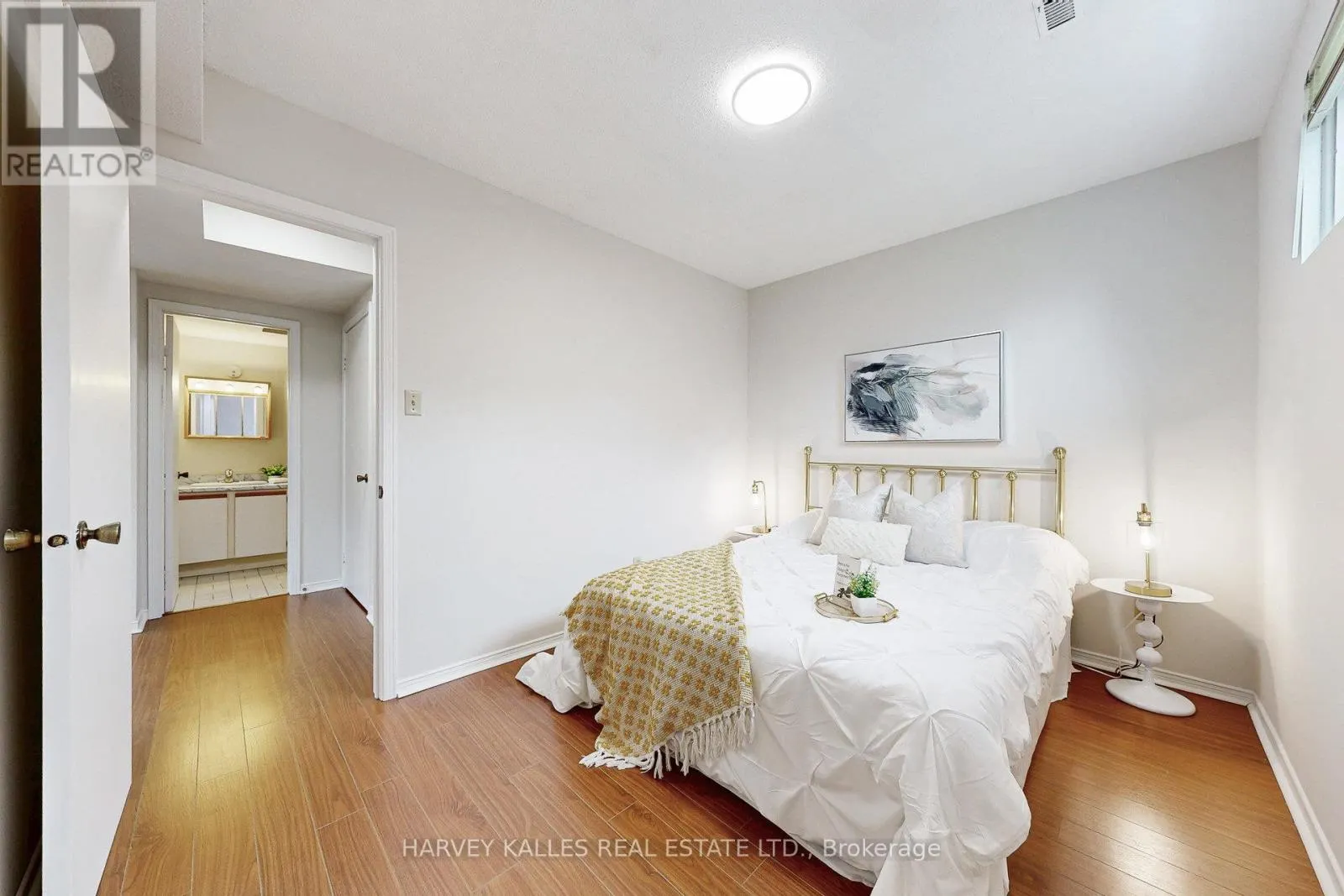 7383 SIGSBEE DRIVE
