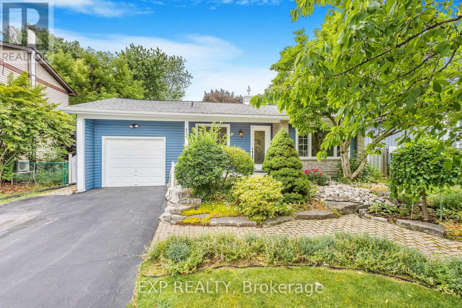 653 ELLIOTT CRESCENT