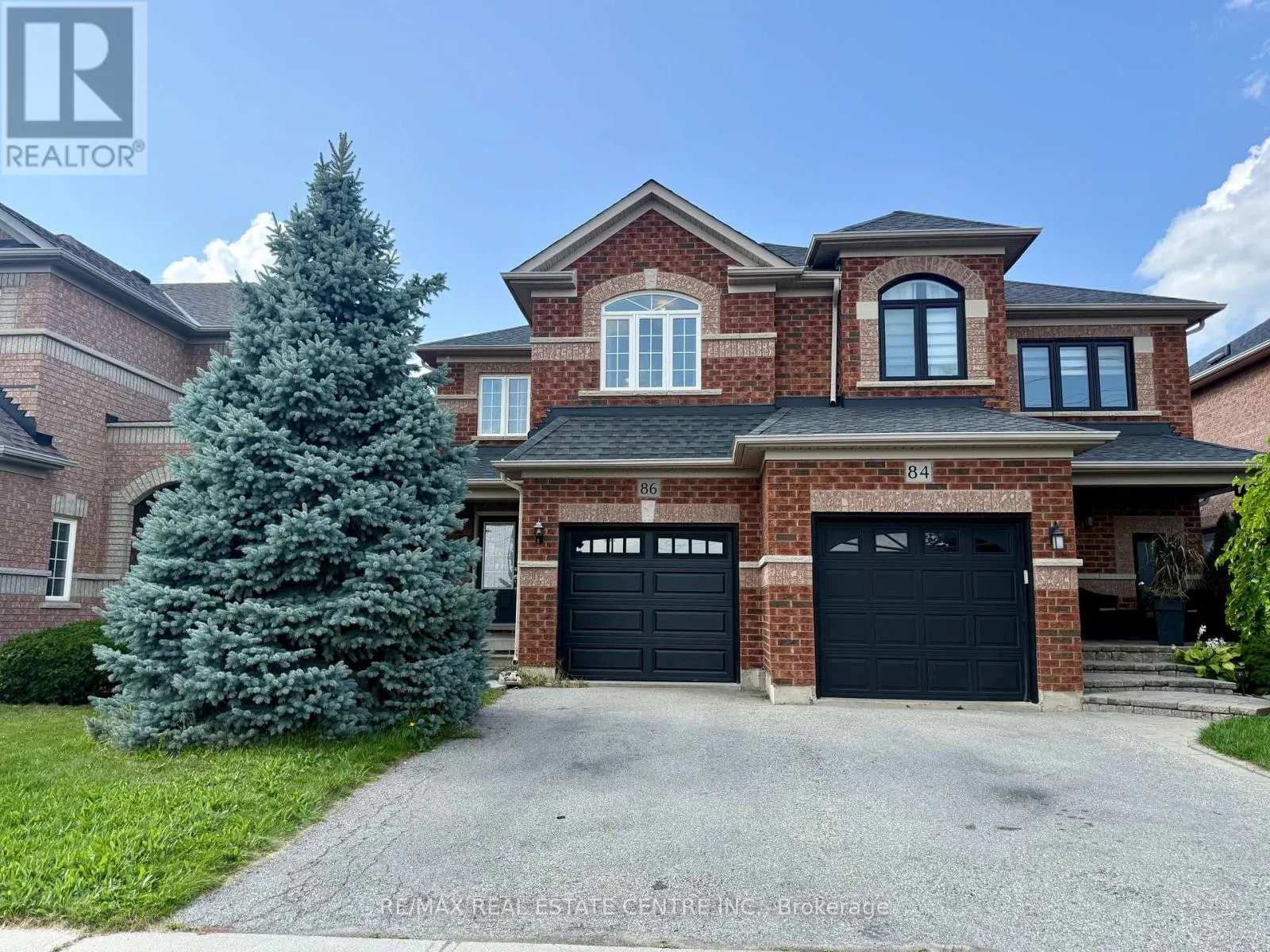 86 SNOWBERRY CRESCENT