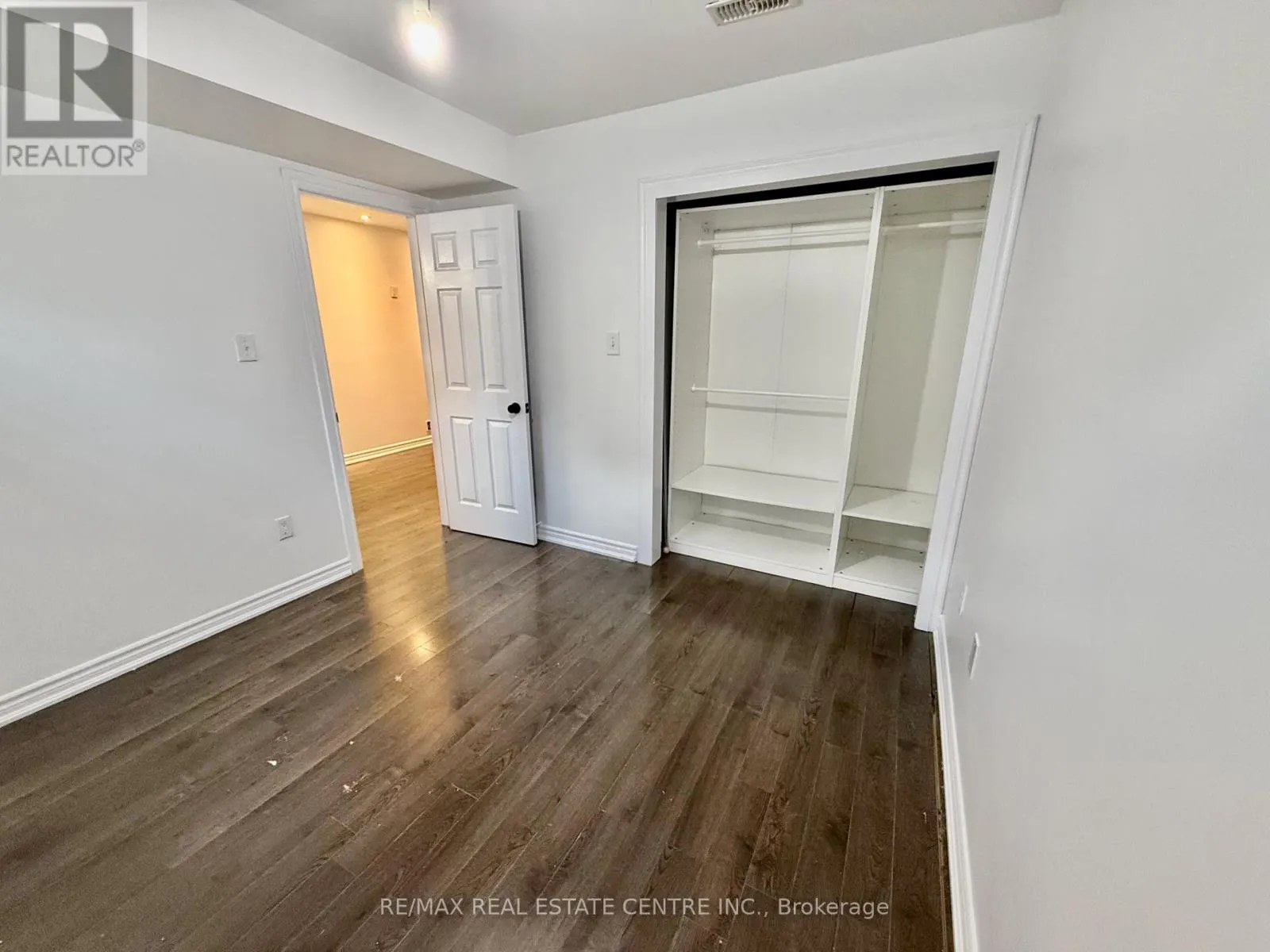 86 SNOWBERRY CRESCENT
