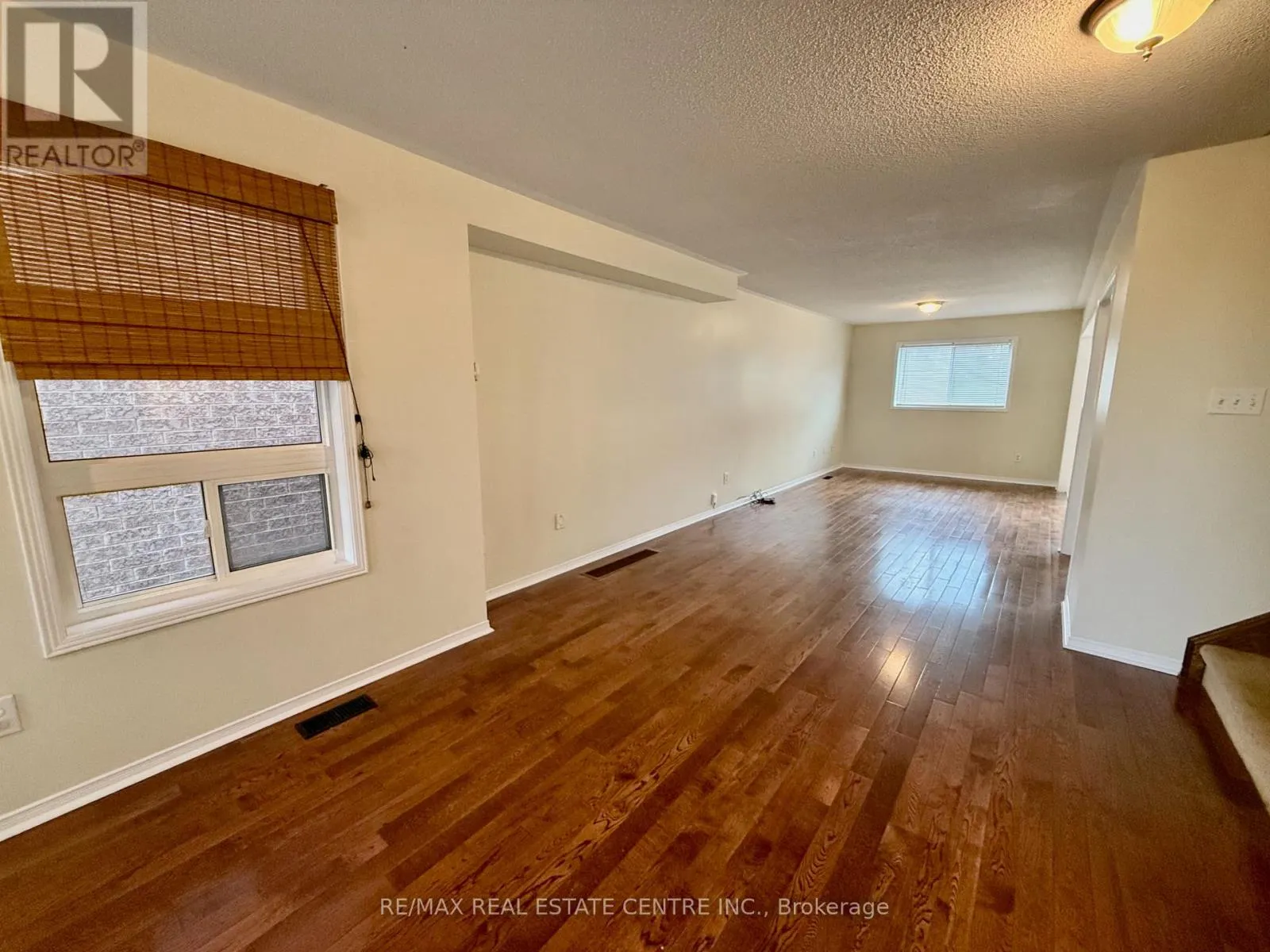86 SNOWBERRY CRESCENT