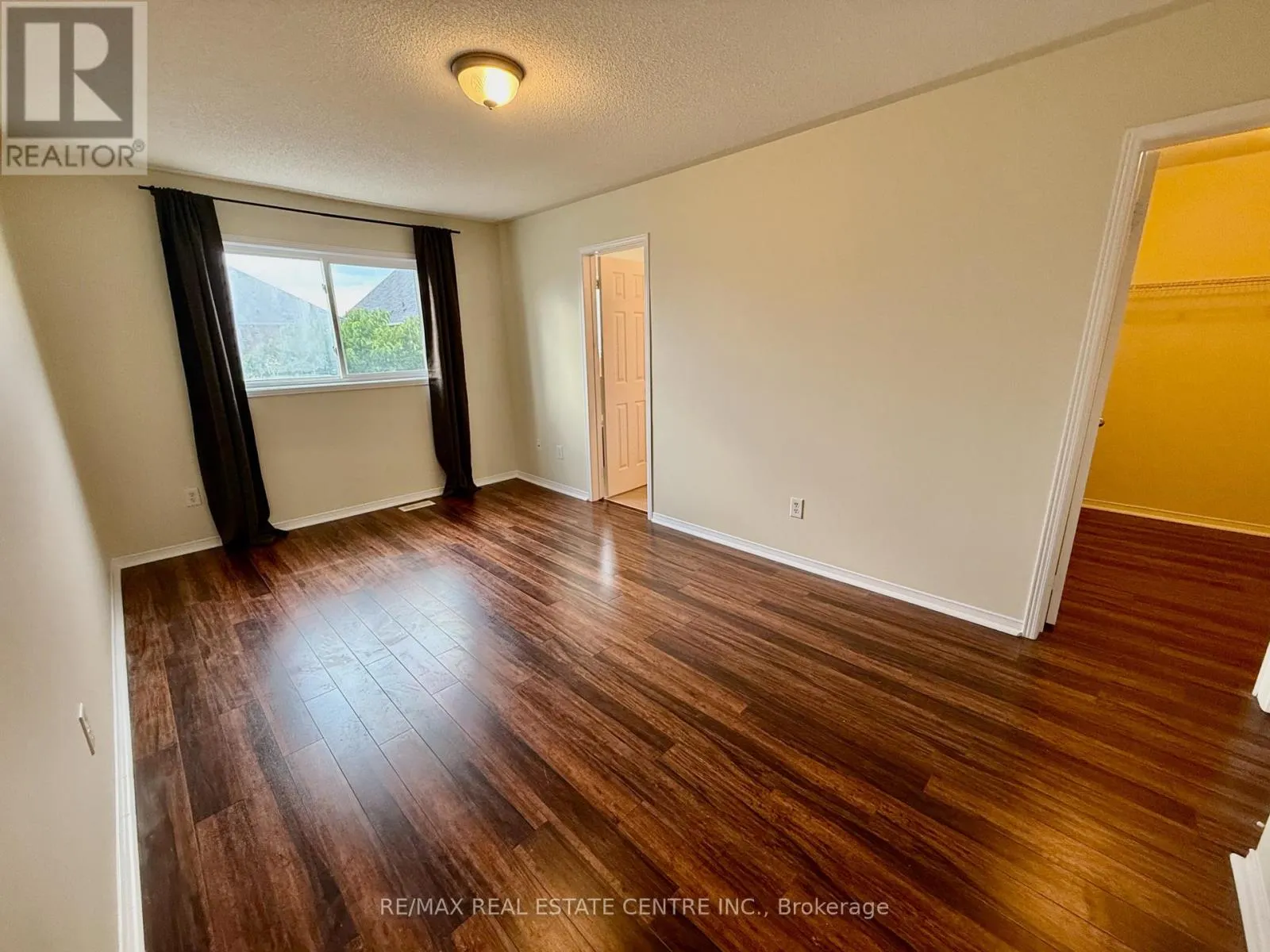 86 SNOWBERRY CRESCENT