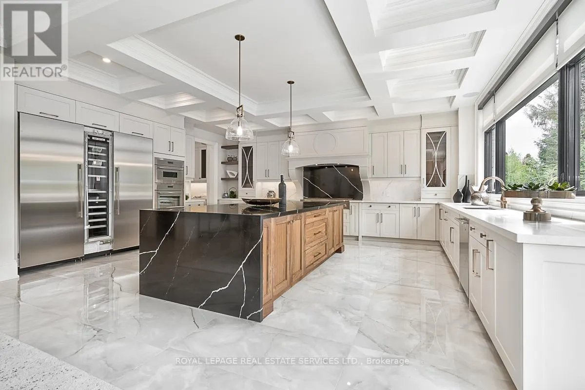 204 MAPLE GROVE DRIVE