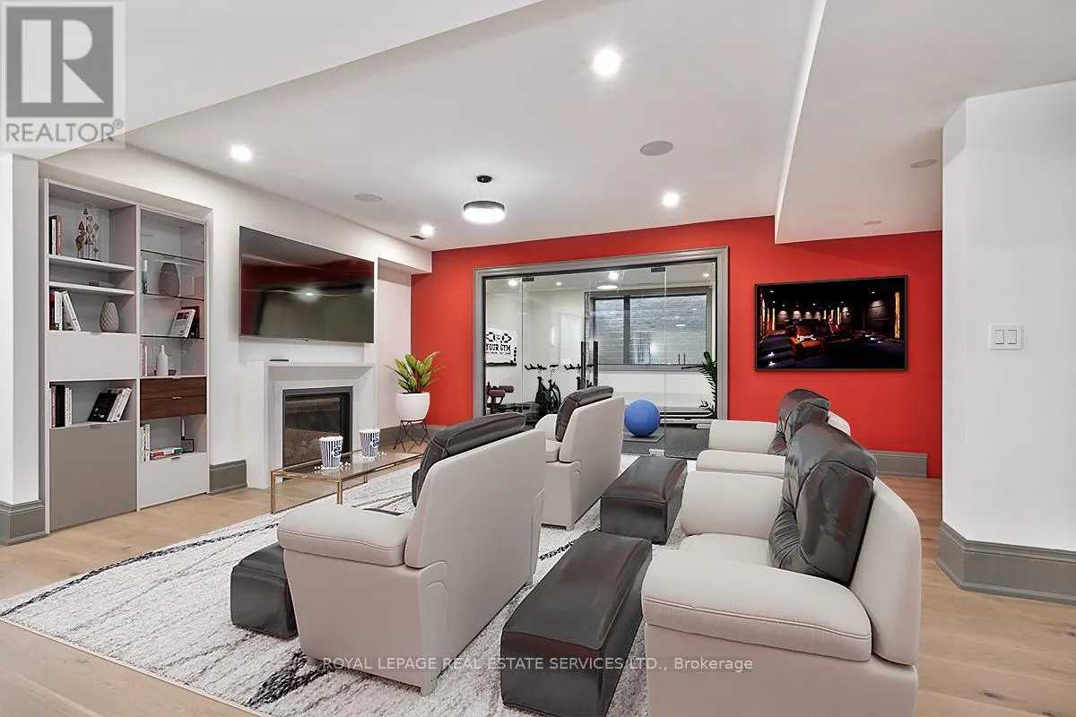 204 MAPLE GROVE DRIVE