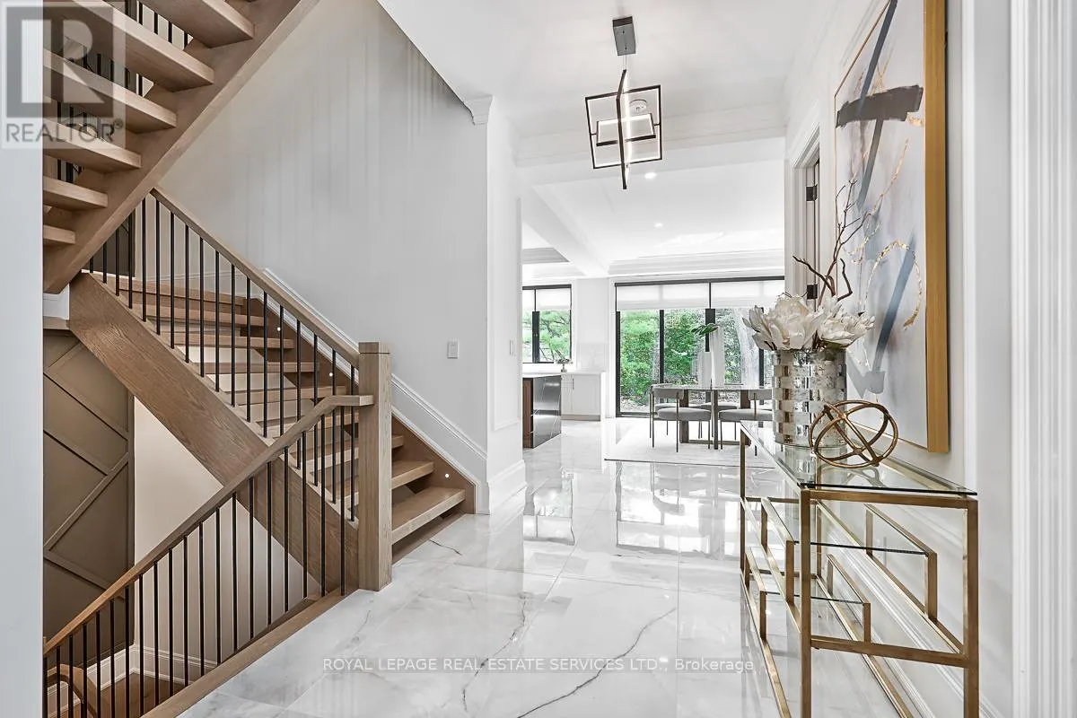 204 MAPLE GROVE DRIVE