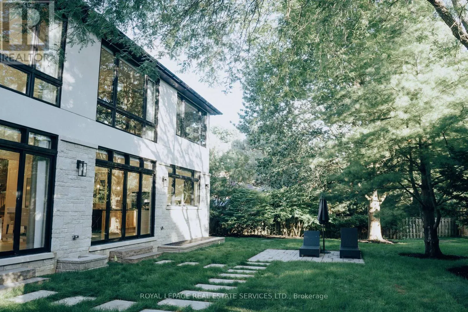 204 MAPLE GROVE DRIVE