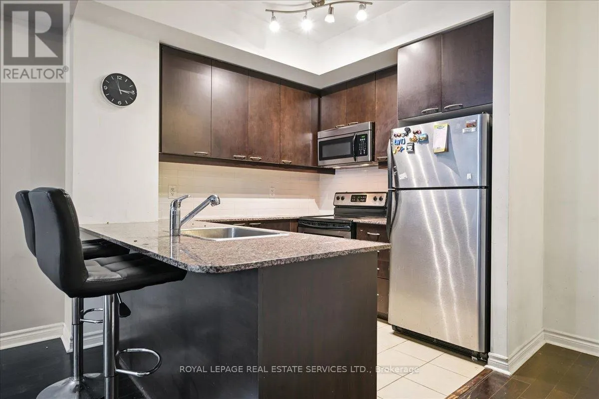 424 - 385 PRINCE OF WALES DRIVE