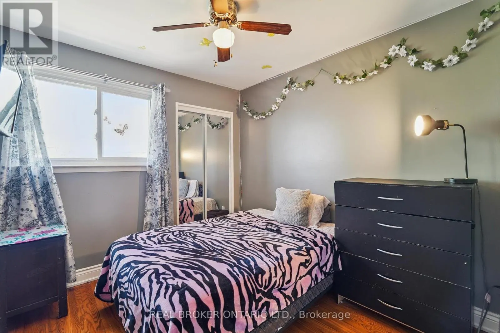 3106 REDBANK CRESCENT