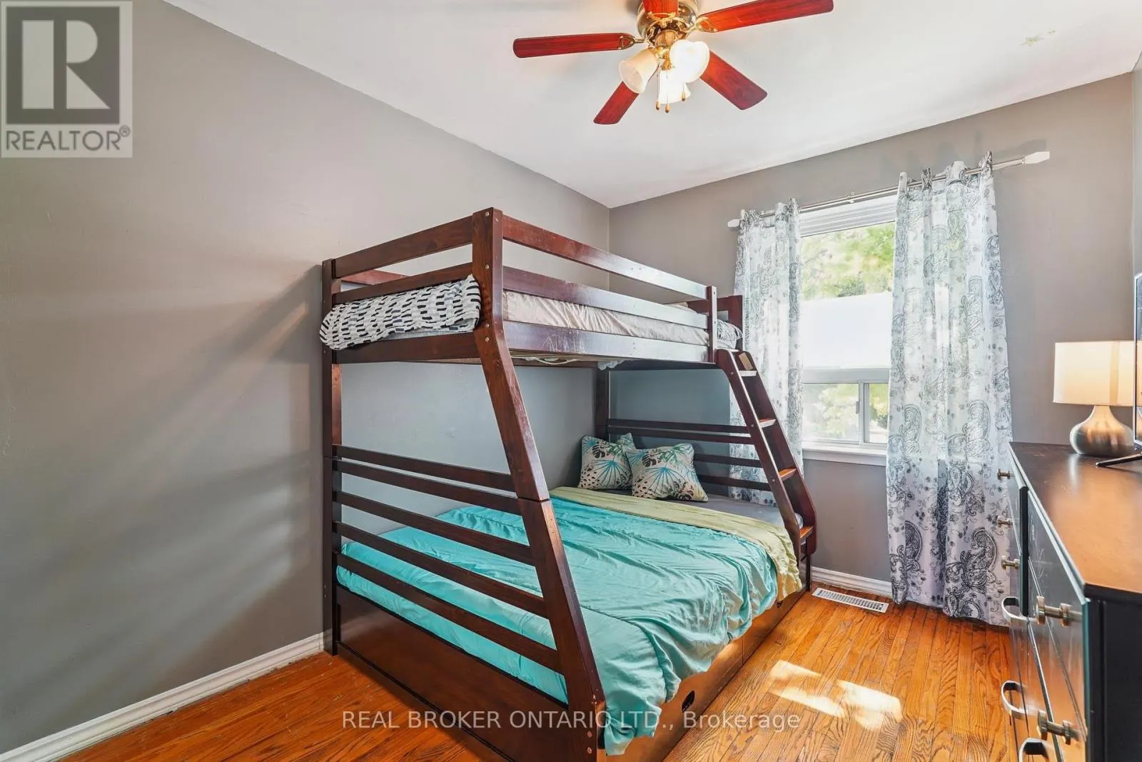 3106 REDBANK CRESCENT