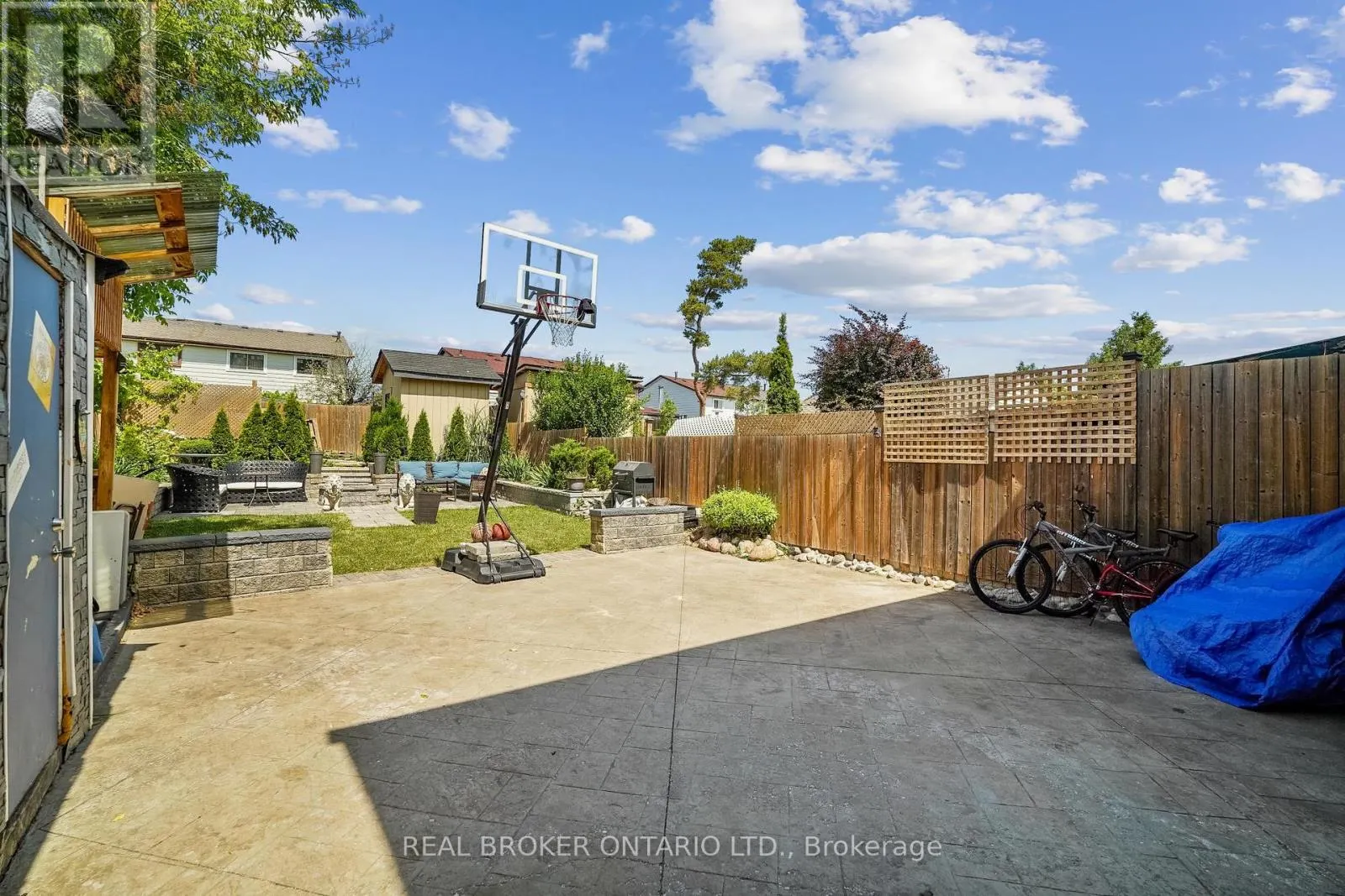 3106 REDBANK CRESCENT