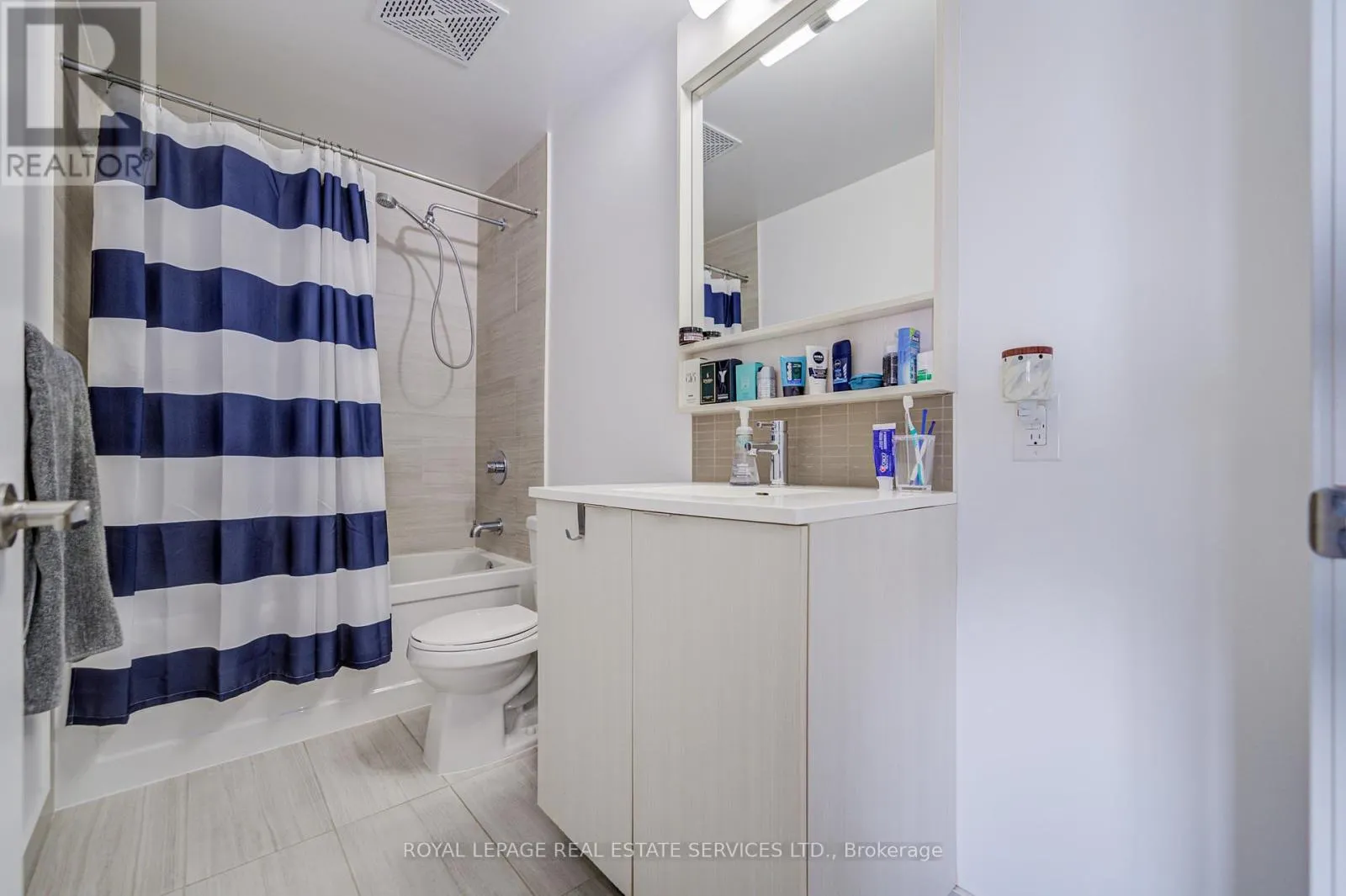 1008 - 2560 EGLINTON AVENUE W