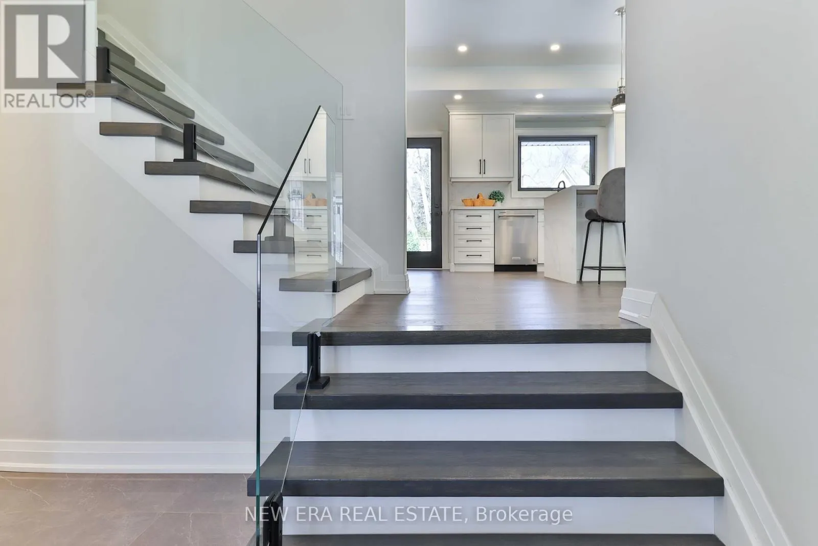 1481 CHASEHURST DRIVE