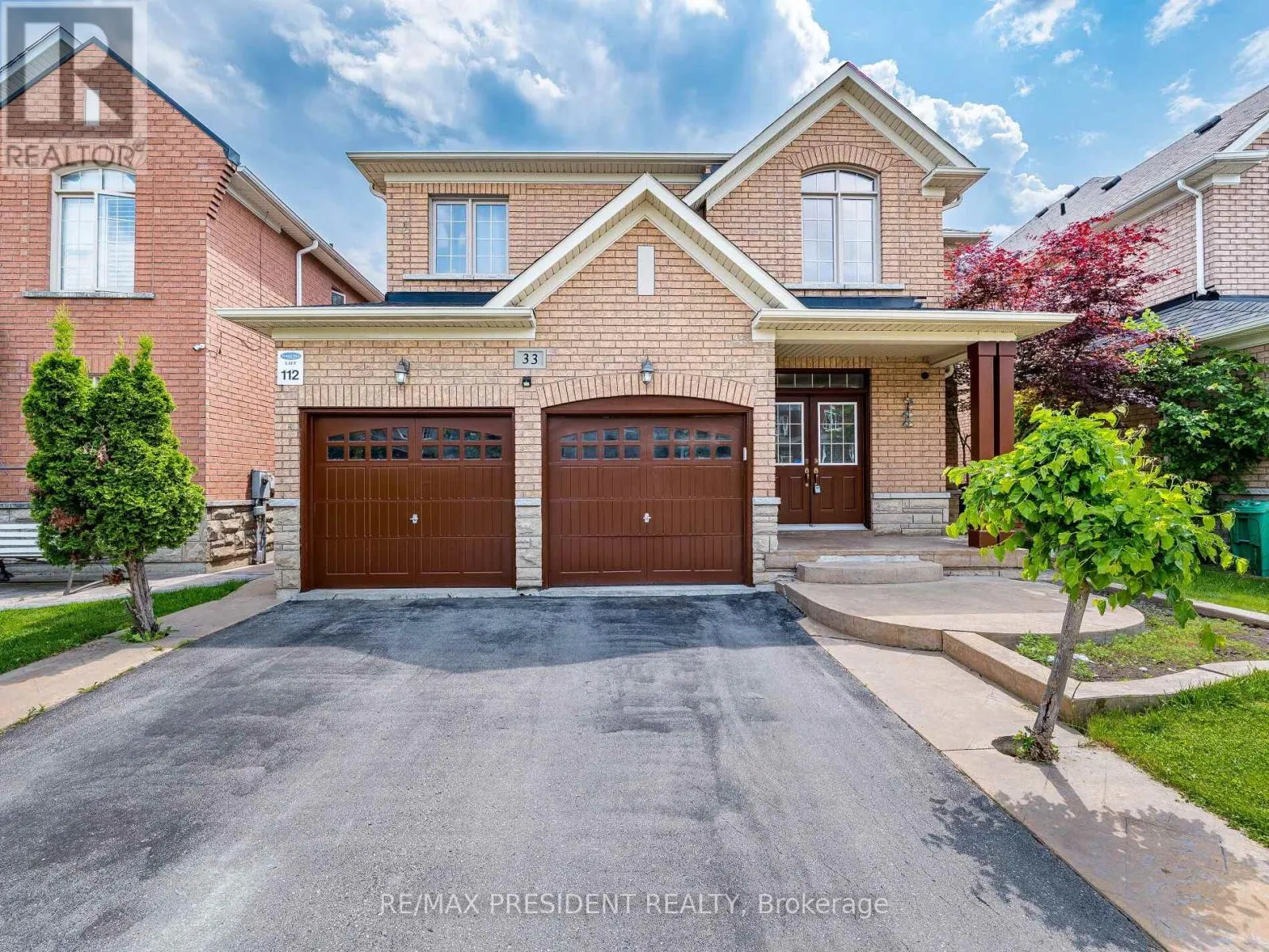 33 BELLEVILLE DRIVE