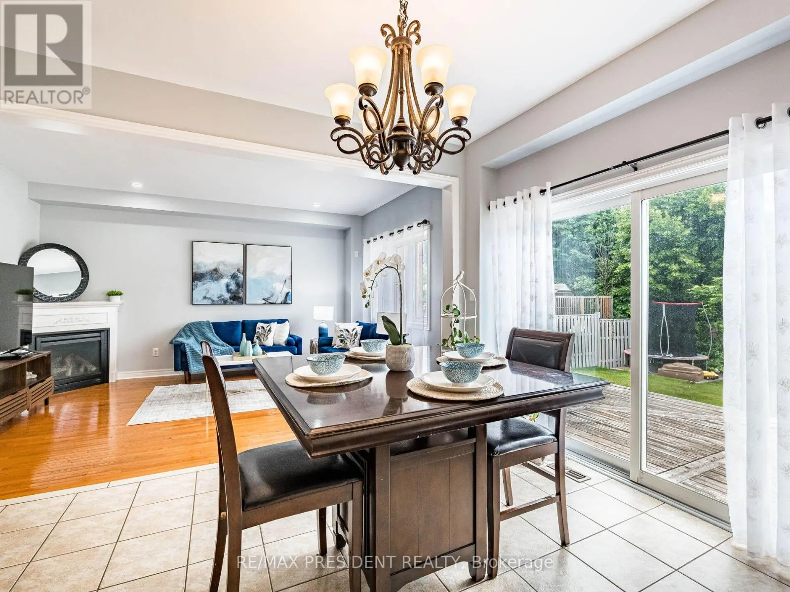 33 BELLEVILLE DRIVE