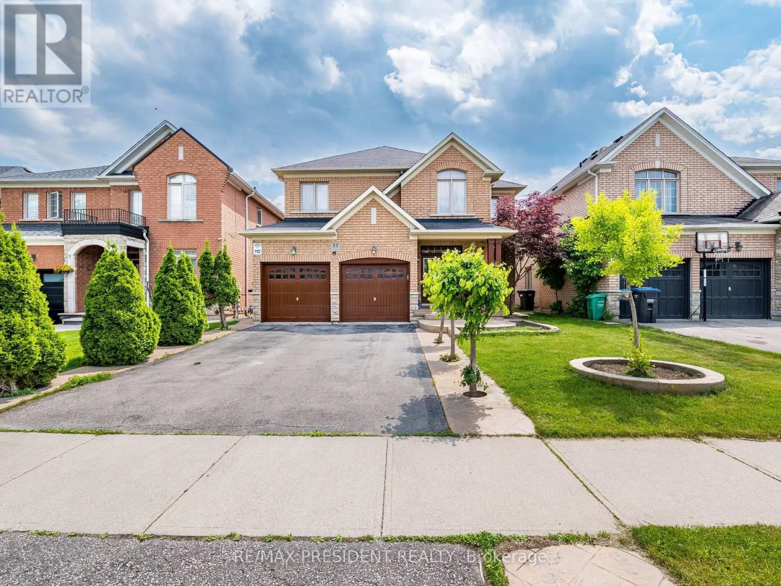 33 BELLEVILLE DRIVE