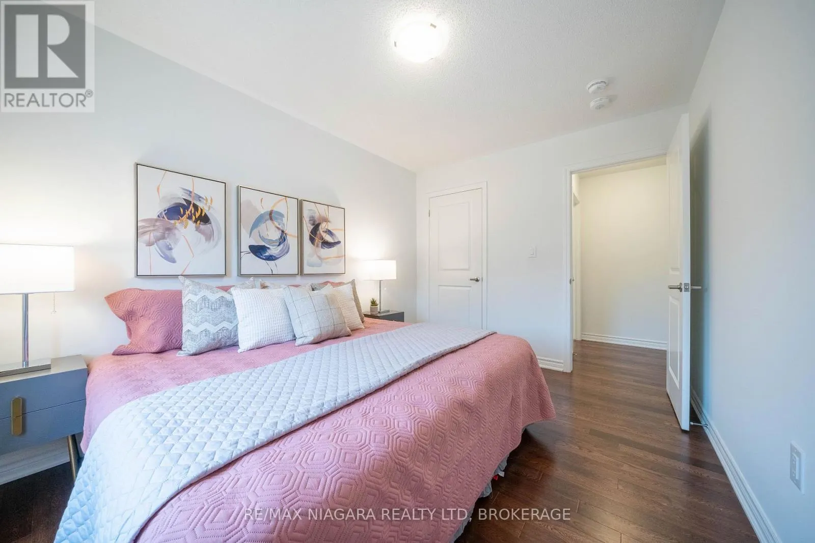 1369 KOBZAR DRIVE