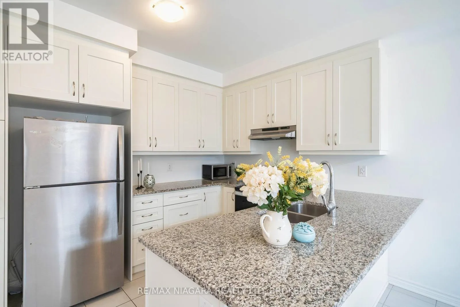 1369 KOBZAR DRIVE