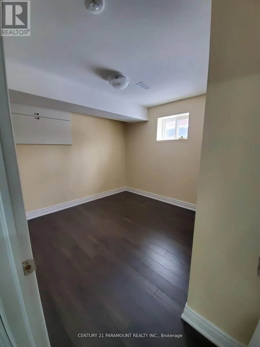 4 BEECHWOOD CRESCENT
