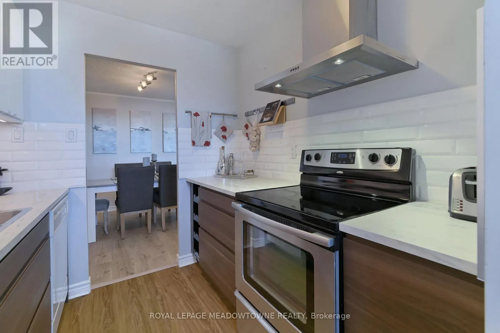 609 - 966 INVERHOUSE DRIVE