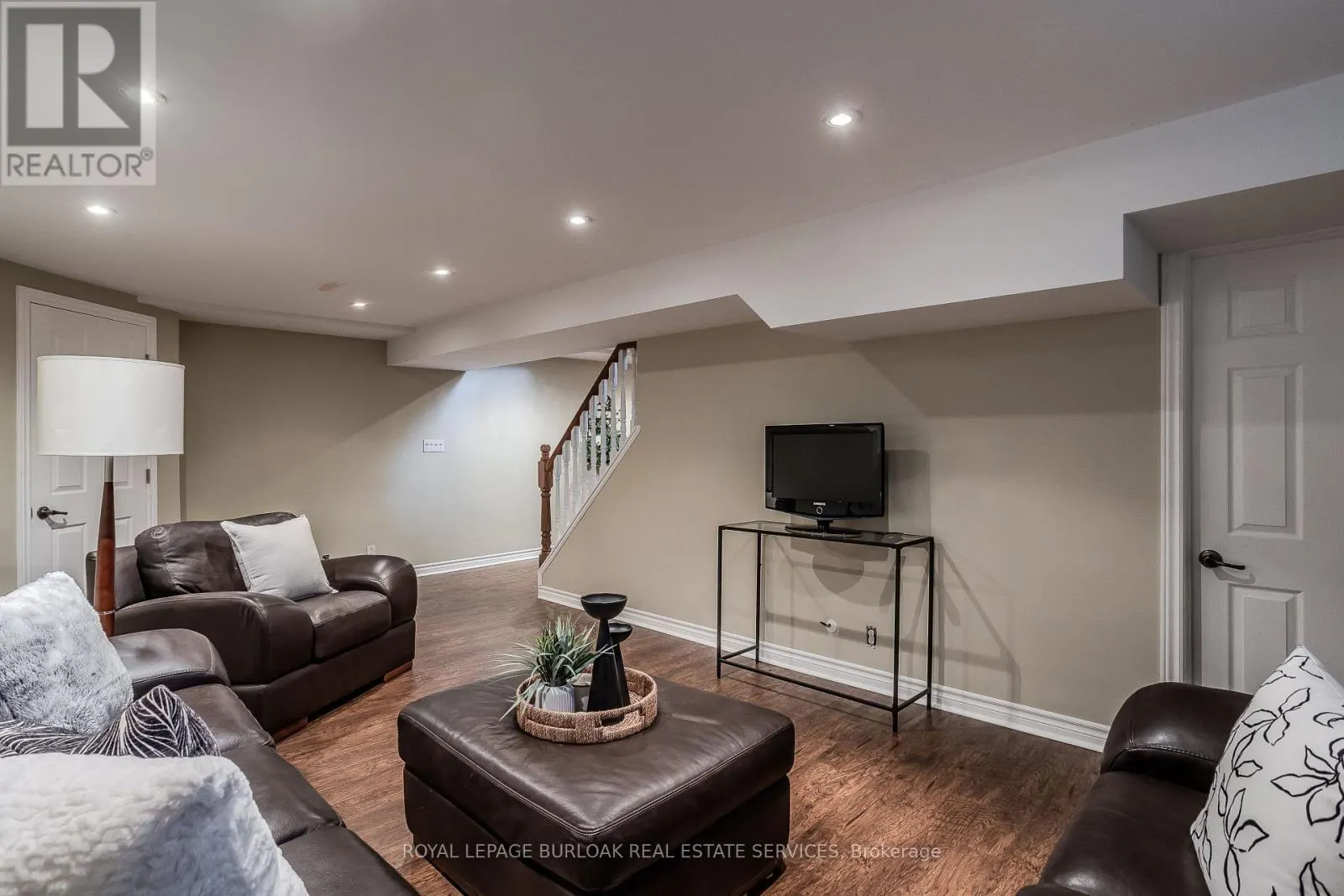 1858 HEATHER HILLS DRIVE