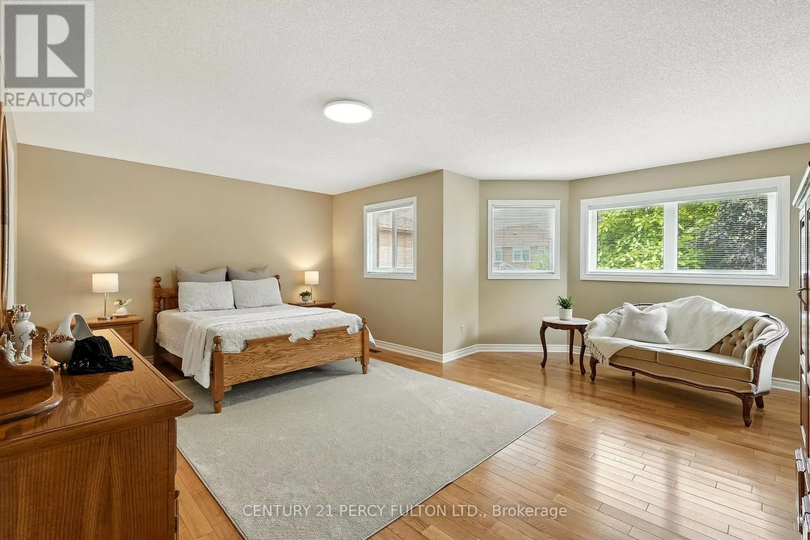 1334 BEAUTY BUSH COURT
