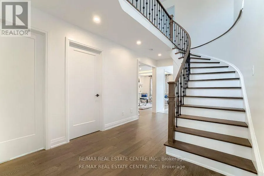 550 MEADOWS BOULEVARD